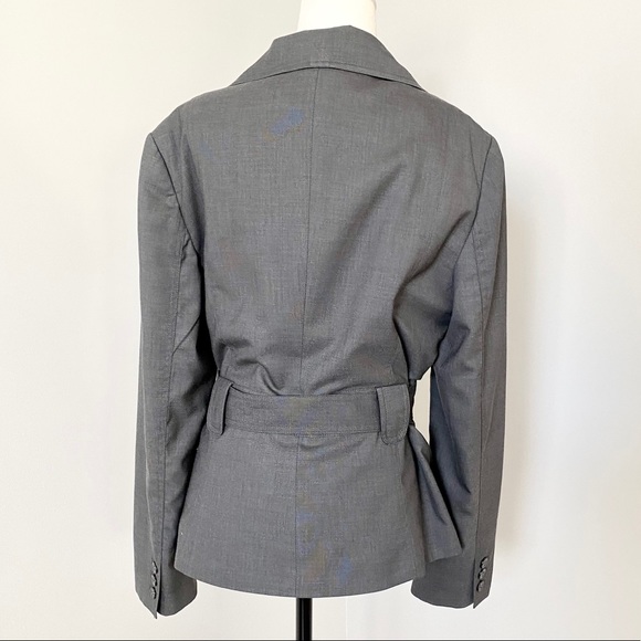 💖SALE‼️ Bandolino Blazer with tie belt. - Picture 7 of 7